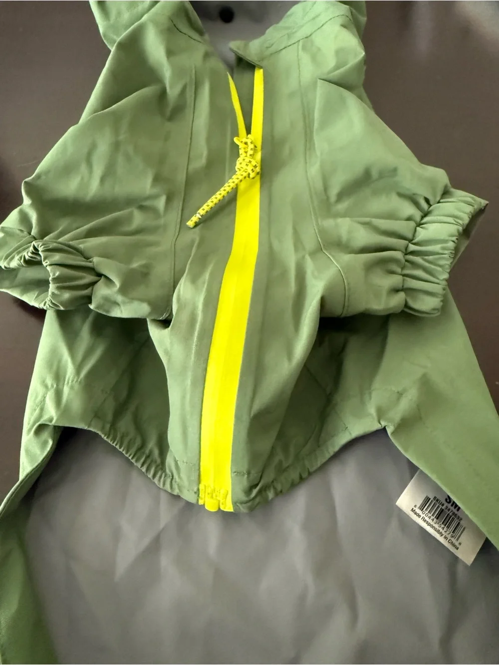Backcountry x petco The Rain Jacket Rain Shell - Green & Yellow - Size small